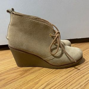 Sperry leather booties